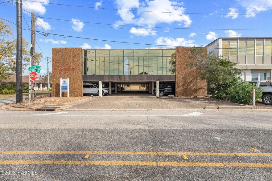 969 Coolidge St, Lafayette, LA for rent - Building Photo - Image 3 of 21