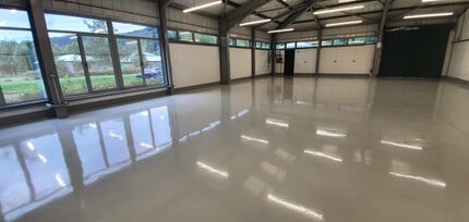 Roseheyworth Business Park, Abertillery to rent Interior Photo- Image 2 of 6