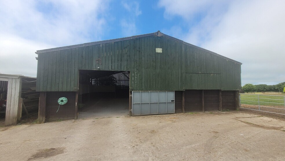 A30 Development, Roche to rent - Building Photo - Image 1 of 1