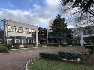 More details for Mixed-use to Rent