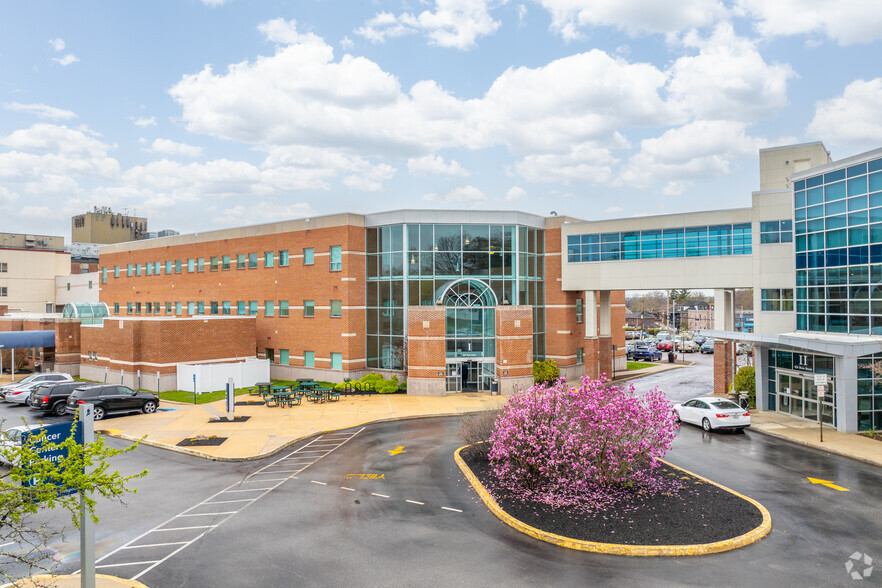 824 Main St, Phoenixville, PA to rent - Building Photo - Image 1 of 6