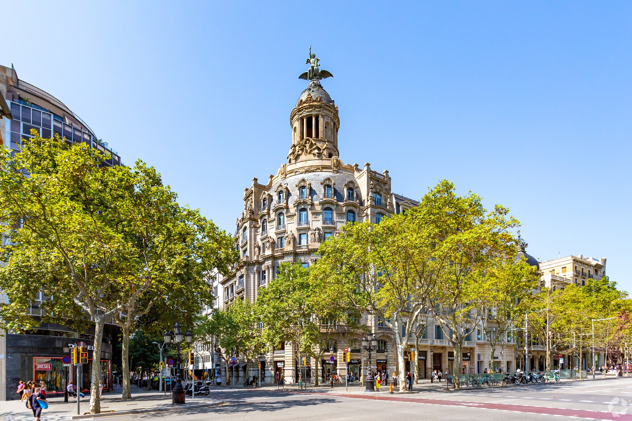 Passeig de Gràcia, 21, Barcelona, Barcelona to rent Primary Photo- Image 1 of 5