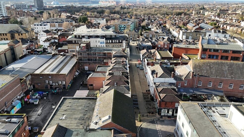 30 Carlton Pl, Southampton for sale - Building Photo - Image 2 of 5