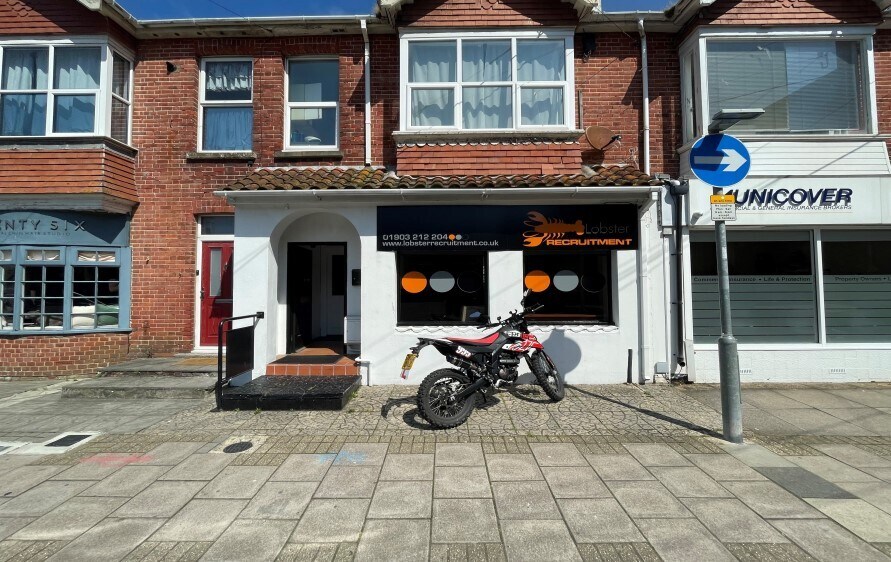 11 Chatsworth Rd, Worthing for sale Building Photo- Image 1 of 1