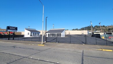 1030 Washington Way, Longview, WA for sale Building Photo- Image 1 of 1