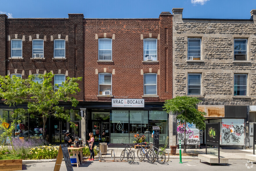 1301-1307 Av Du Mont-Royal E, Montréal, QC for sale - Primary Photo - Image 1 of 3