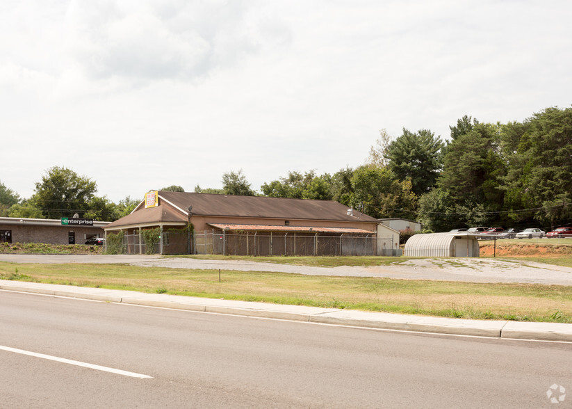 7525 Maynardville Pike, Knoxville, TN for sale - Primary Photo - Image 1 of 1