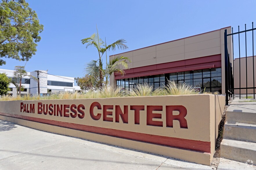 17802-17810 S Main St, Gardena, CA for rent - Building Photo - Image 1 of 12