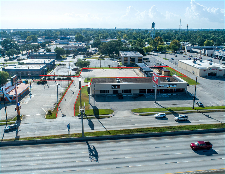 123 W Main St, Humble, TX to rent - Building Photo - Image 2 of 4