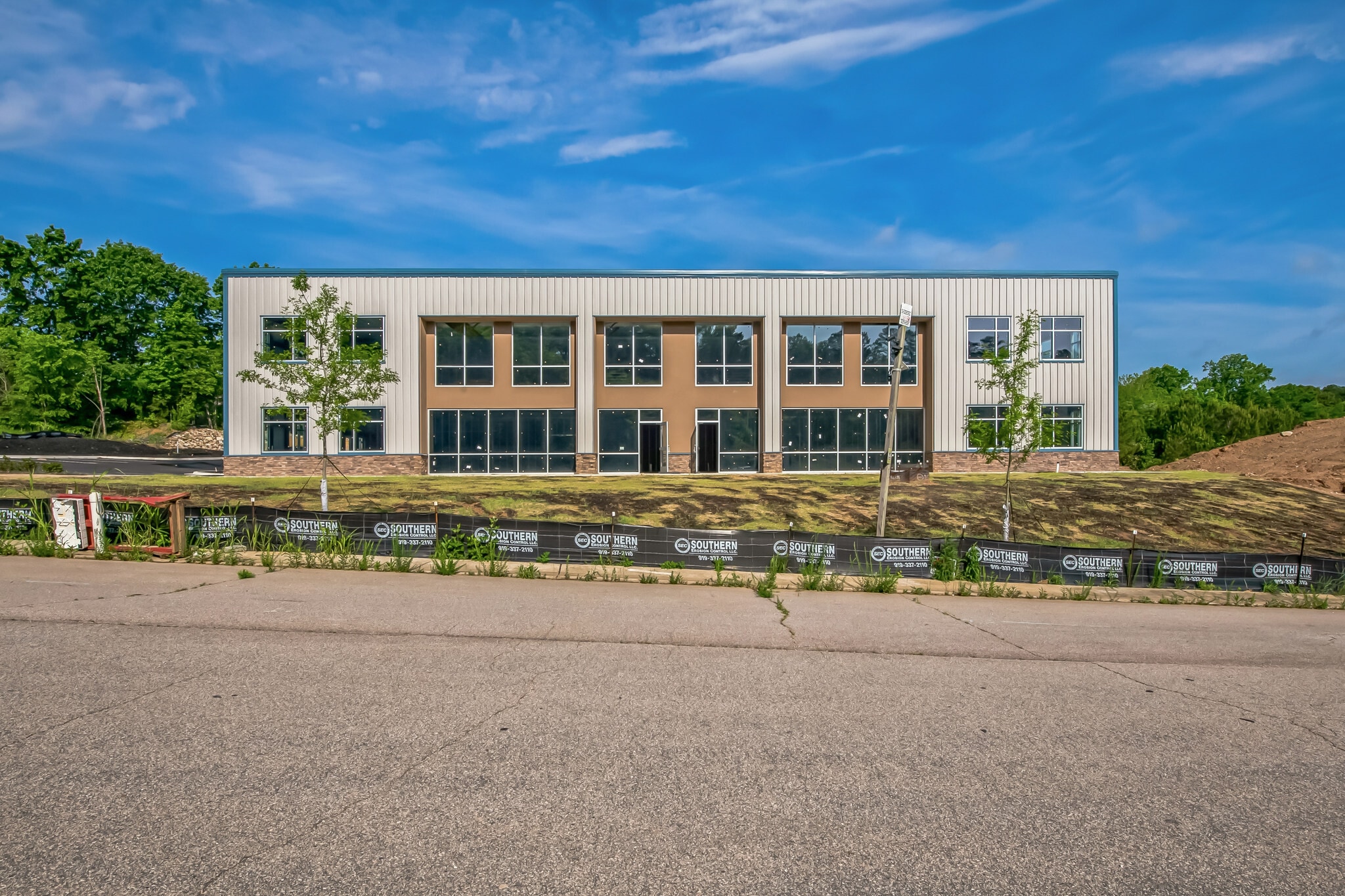 1703 Roundrock Dr, Raleigh, NC for sale Building Photo- Image 1 of 7