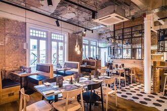 133A Rye Ln, London to rent Interior Photo- Image 1 of 4