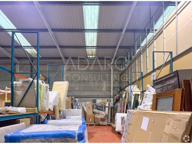 Industrial in Camarma de Esteruelas, Madrid for sale - Building Photo - Image 3 of 7