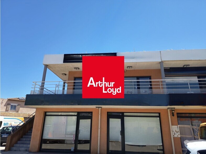 Retail in La Seyne-sur-Mer to rent - Building Photo - Image 1 of 8