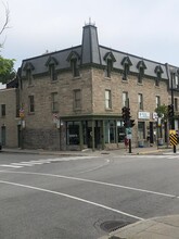 3285 Rue Saint-Jacques, Montréal, QC for rent Building Photo- Image 1 of 5