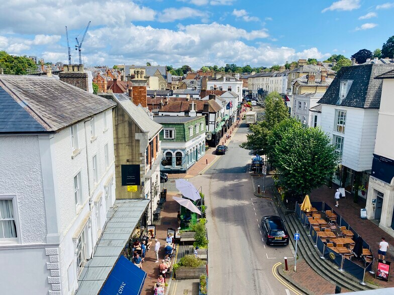 85 The High St, Tunbridge Wells to rent - Building Photo - Image 2 of 18