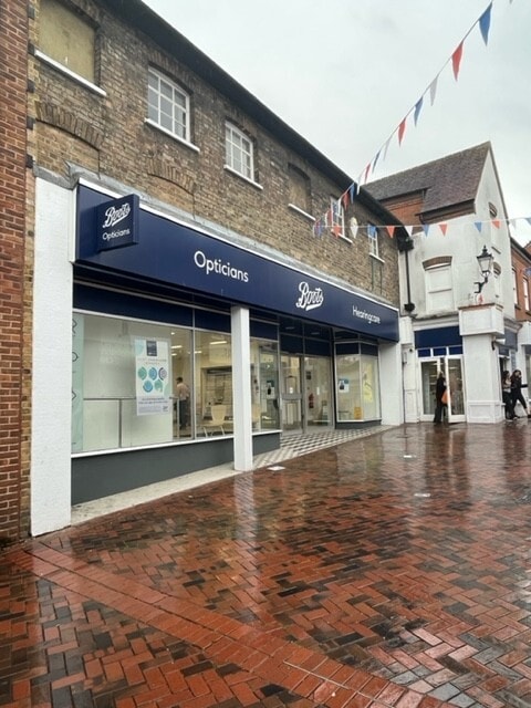 22-24 Swan Ln, Guildford for sale Primary Photo- Image 1 of 13