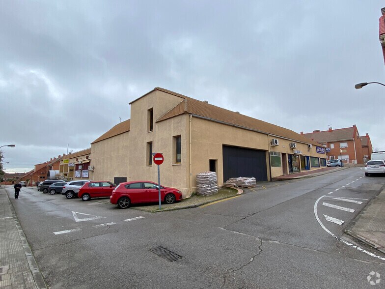 Retail in Getafe, Madrid for sale - Building Photo - Image 2 of 3