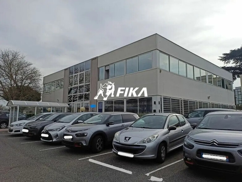 Office in Toulouse to rent - Building Photo - Image 1 of 5