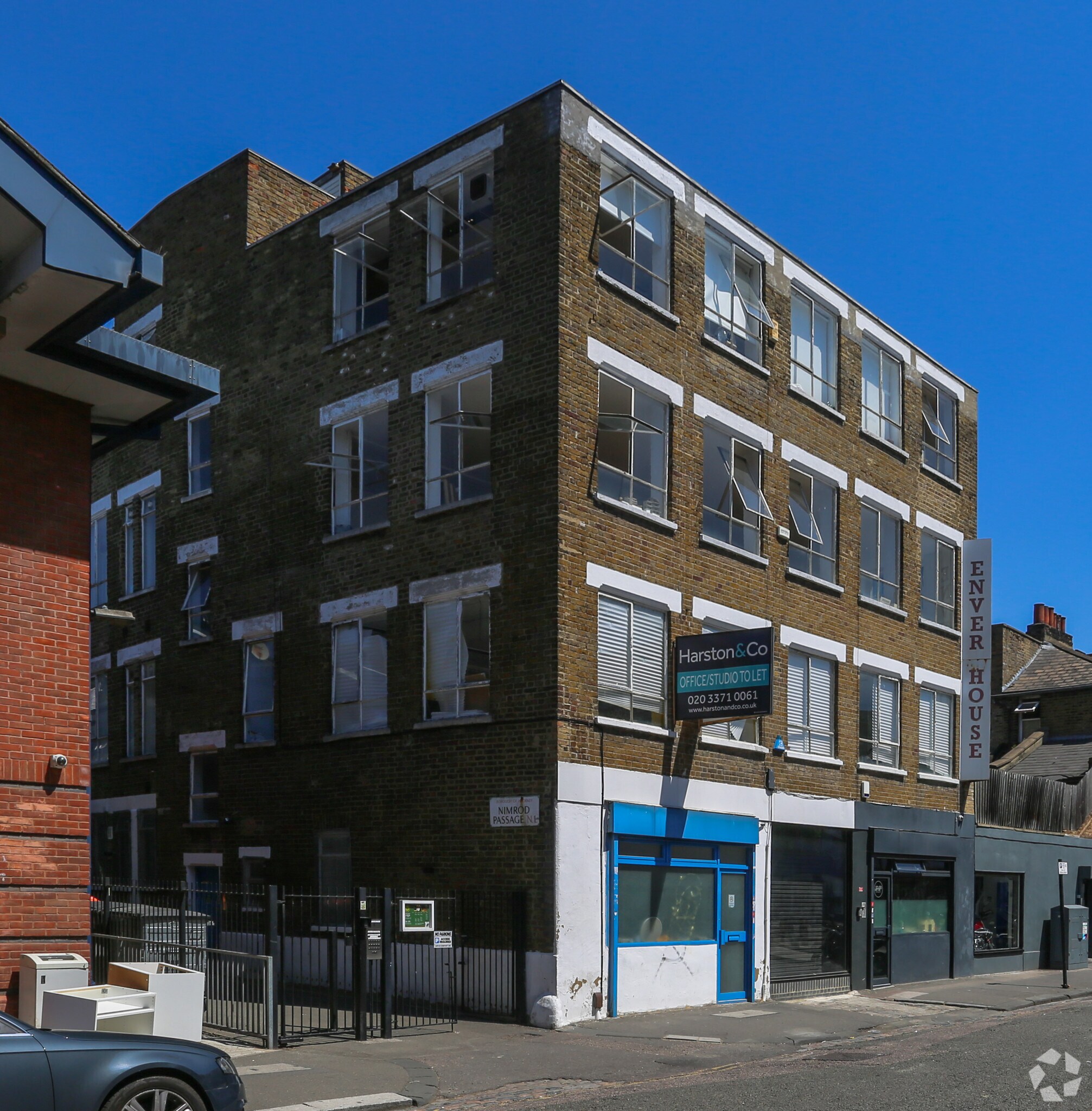 2-4 Tottenham Rd, London for sale Primary Photo- Image 1 of 1