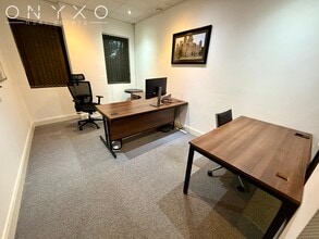 1390 Uxbridge Rd, Uxbridge to rent Interior Photo- Image 1 of 1