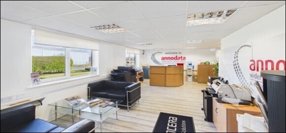 1-5 Blairtummock Pl, Glasgow to rent Interior Photo- Image 1 of 5