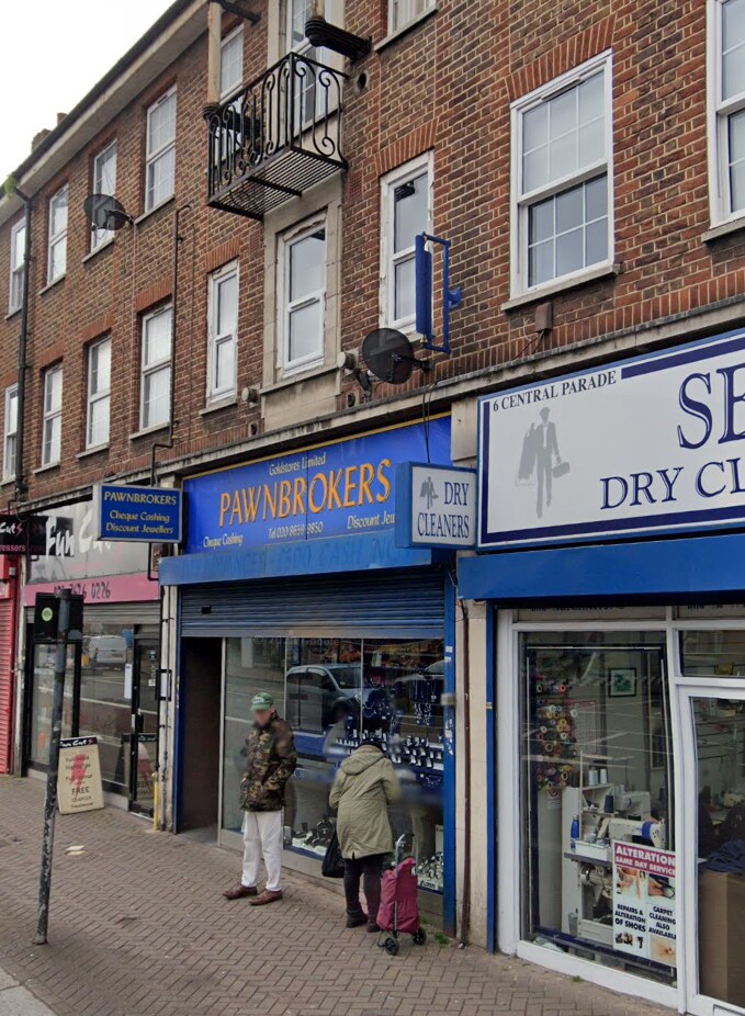 5 High St, London for sale Primary Photo- Image 1 of 1