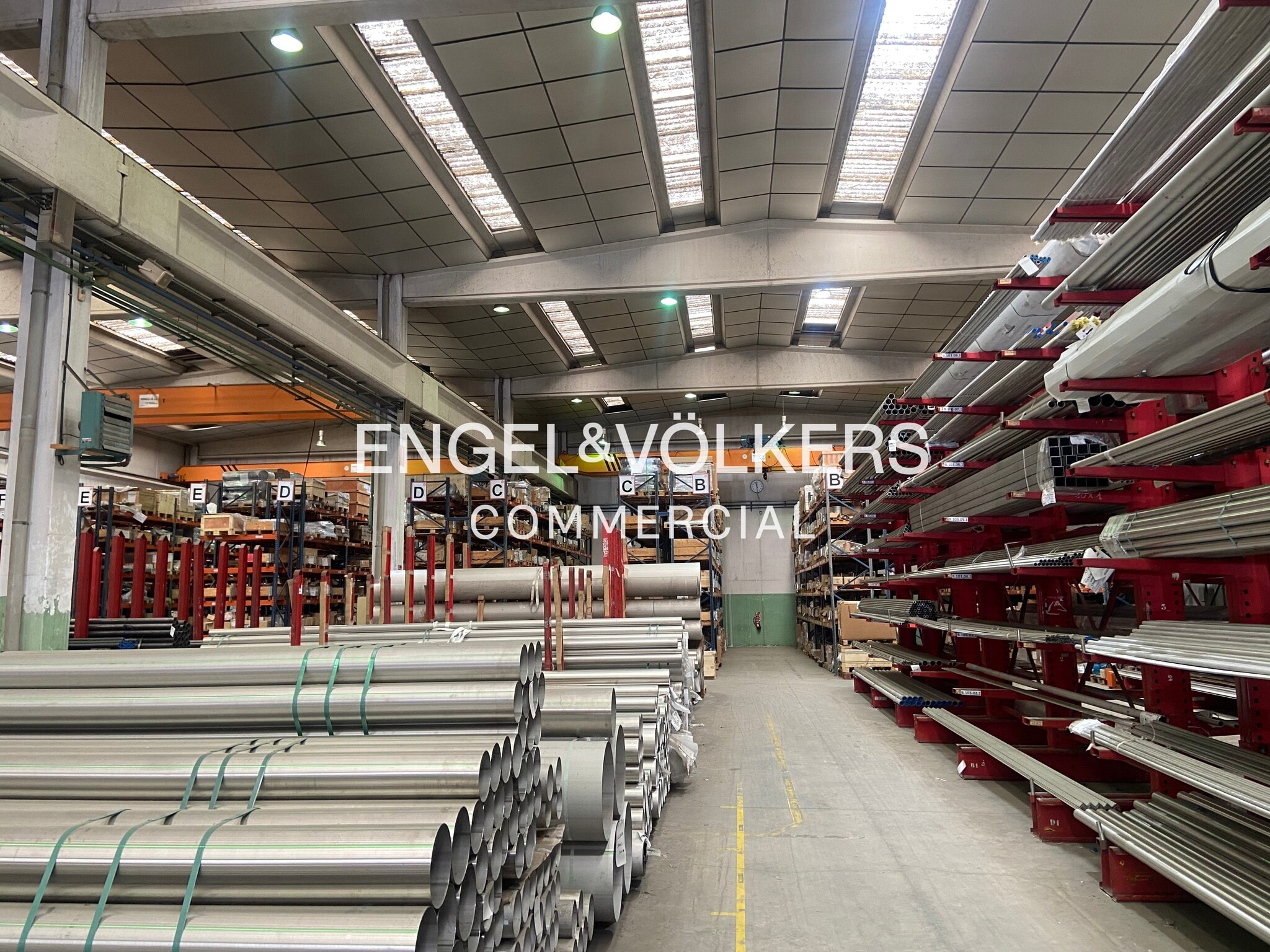 Industrial in Barcelona, Barcelona to rent Interior Photo- Image 1 of 9