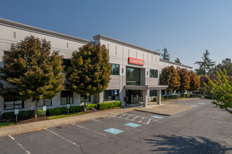 12447 SW 69th Ave, Tigard, OR for rent Building Photo- Image 1 of 11