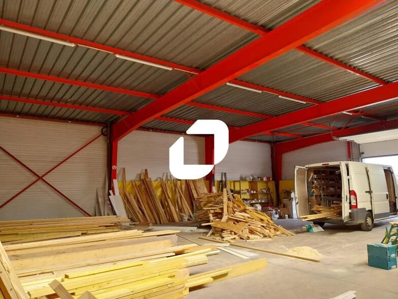 Rue D'Anjou, Nort-sur-Erdre for sale - Building Photo - Image 2 of 12