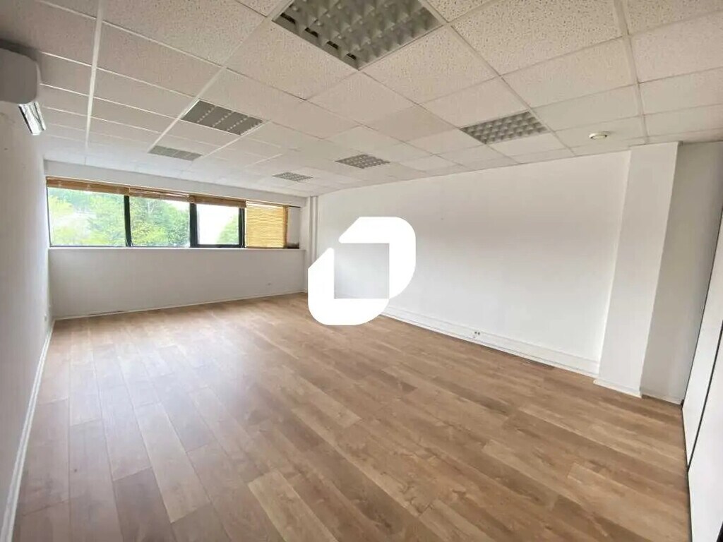 Location Bureaux 400 m² à 2 203 m² - Photo 1