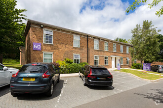 60 Churchill Sq, West Malling for sale Building Photo- Image 1 of 1