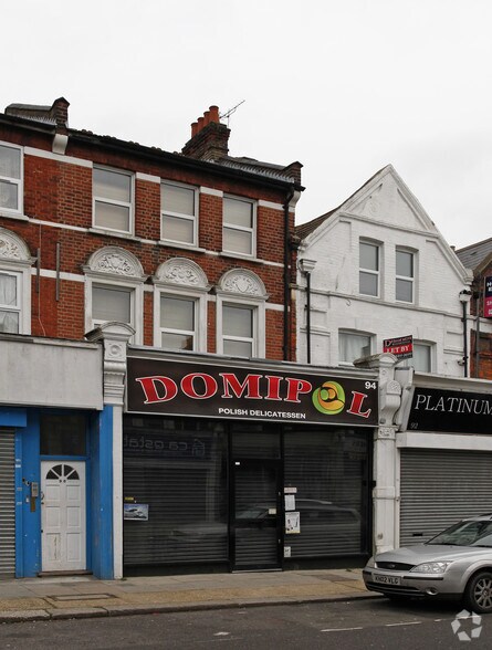 94 Myddleton Rd, London for sale - Primary Photo - Image 1 of 1