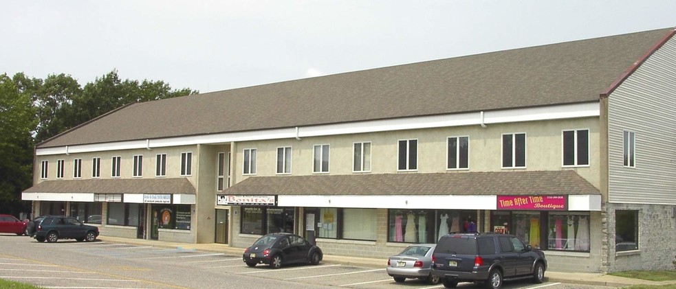 2008 Route 37 E, Toms River, NJ for rent - Building Photo - Image 3 of 3