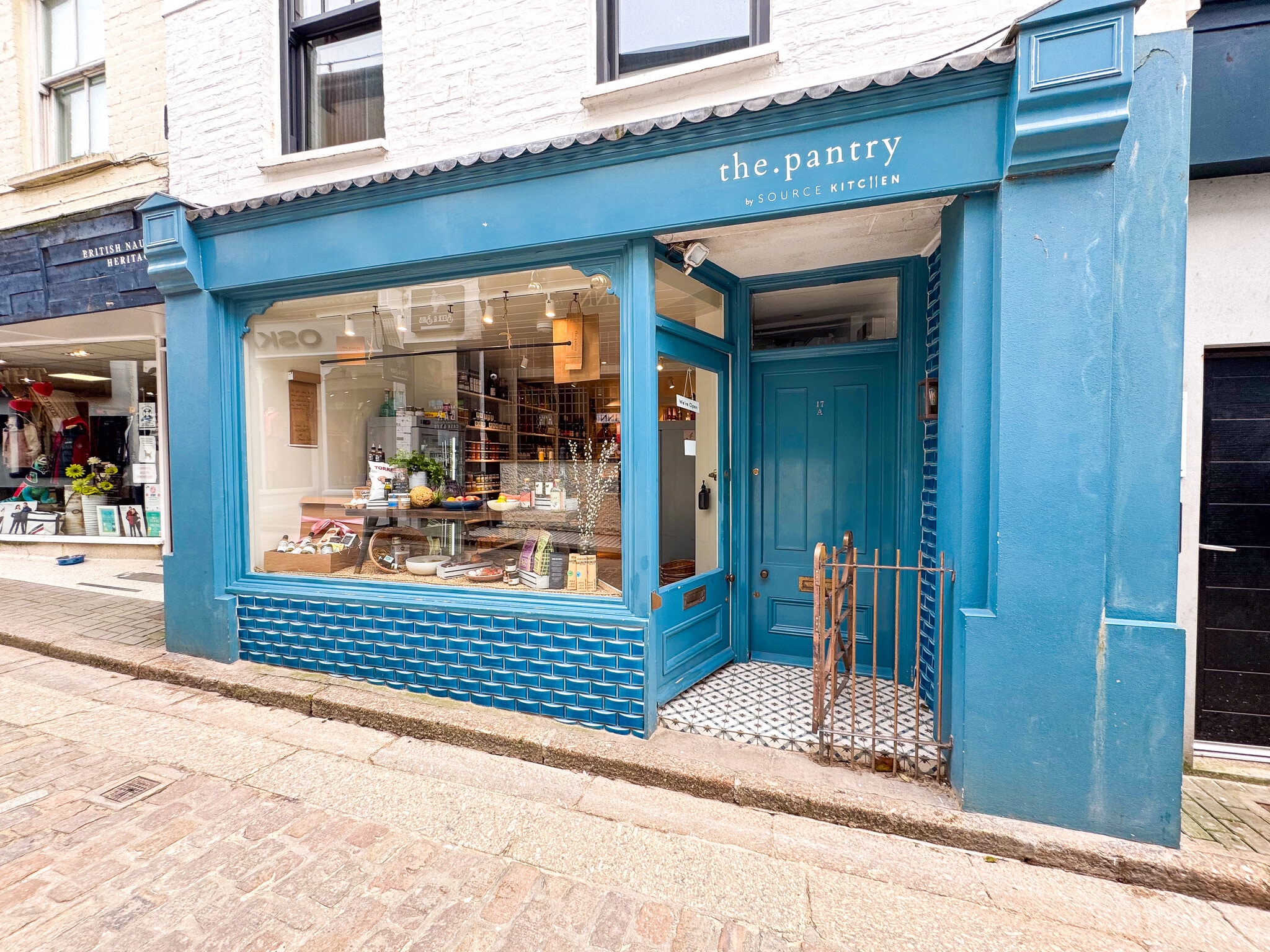 17 Fore St, St Ives to rent Building Photo- Image 1 of 3