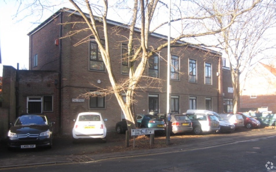 1-1A Oak St, Norwich to rent Primary Photo- Image 1 of 3