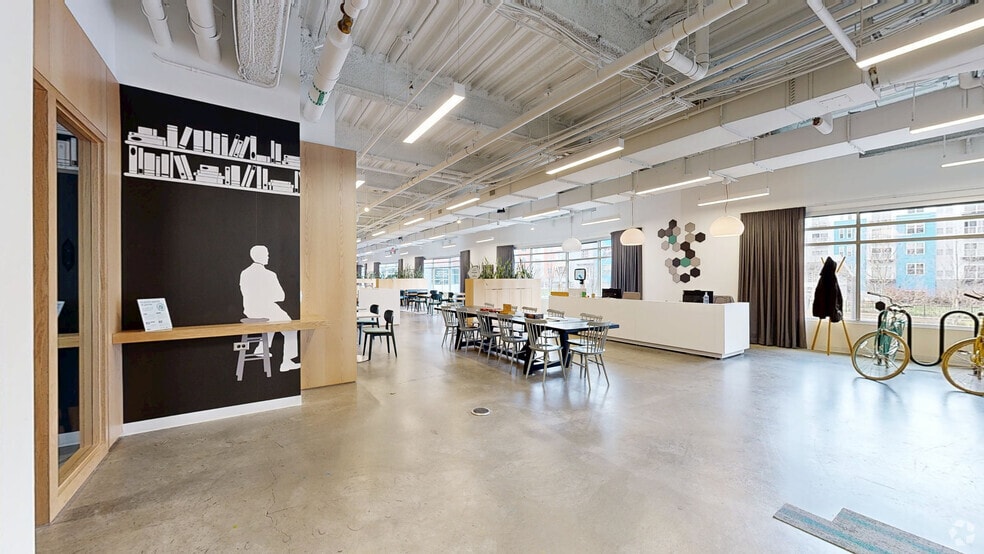 6425 Living Pl, Pittsburgh, PA to rent - Building Photo - Image 3 of 13