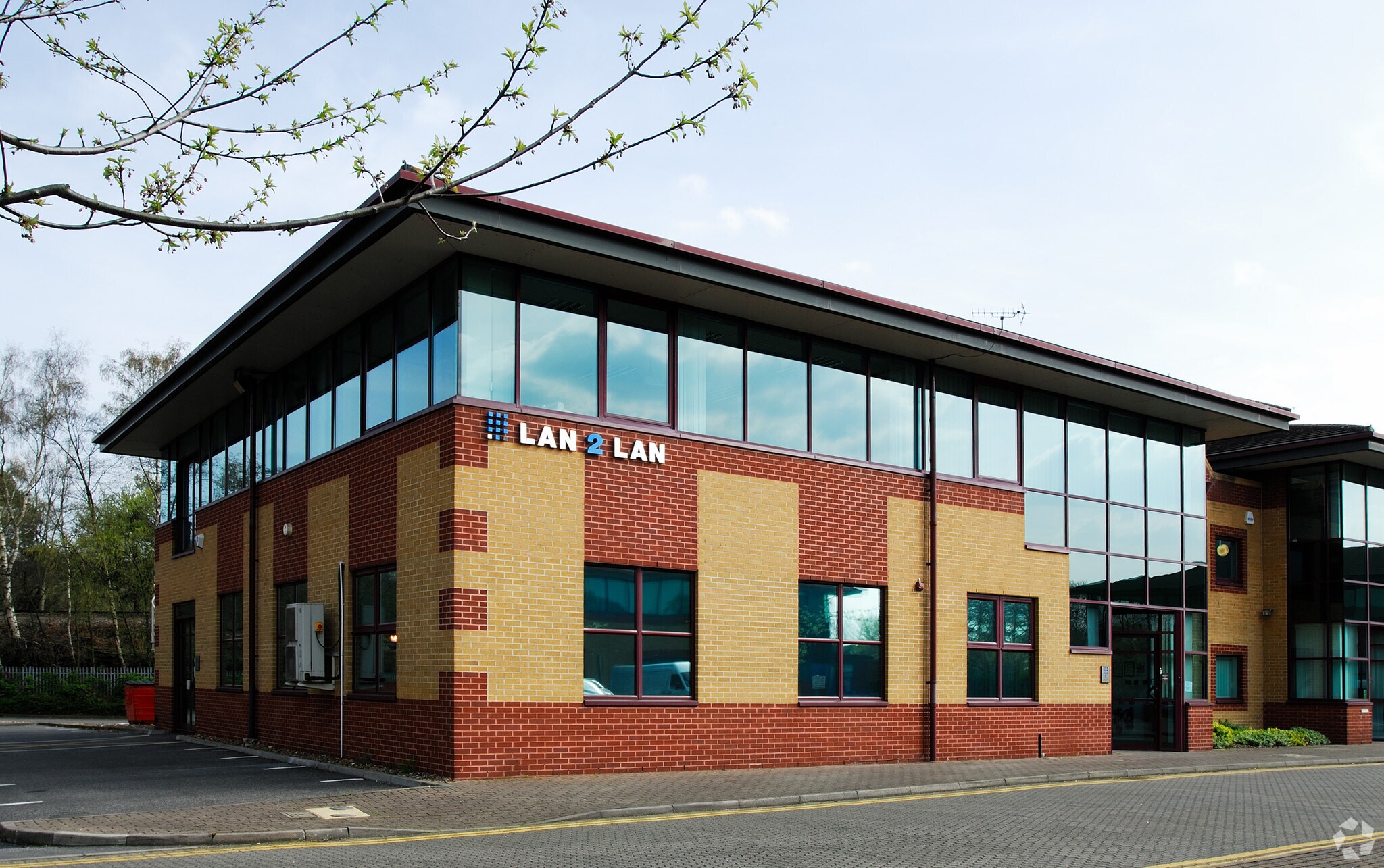 5 Albert Dr, Woking for sale Primary Photo- Image 1 of 1