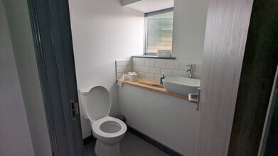 Lauriston Park, Evesham to rent Interior Photo- Image 2 of 10