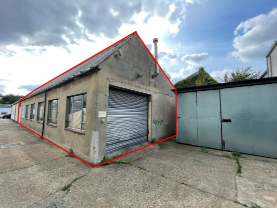 23-27 Brook Rd, Rayleigh for sale - Primary Photo - Image 1 of 1