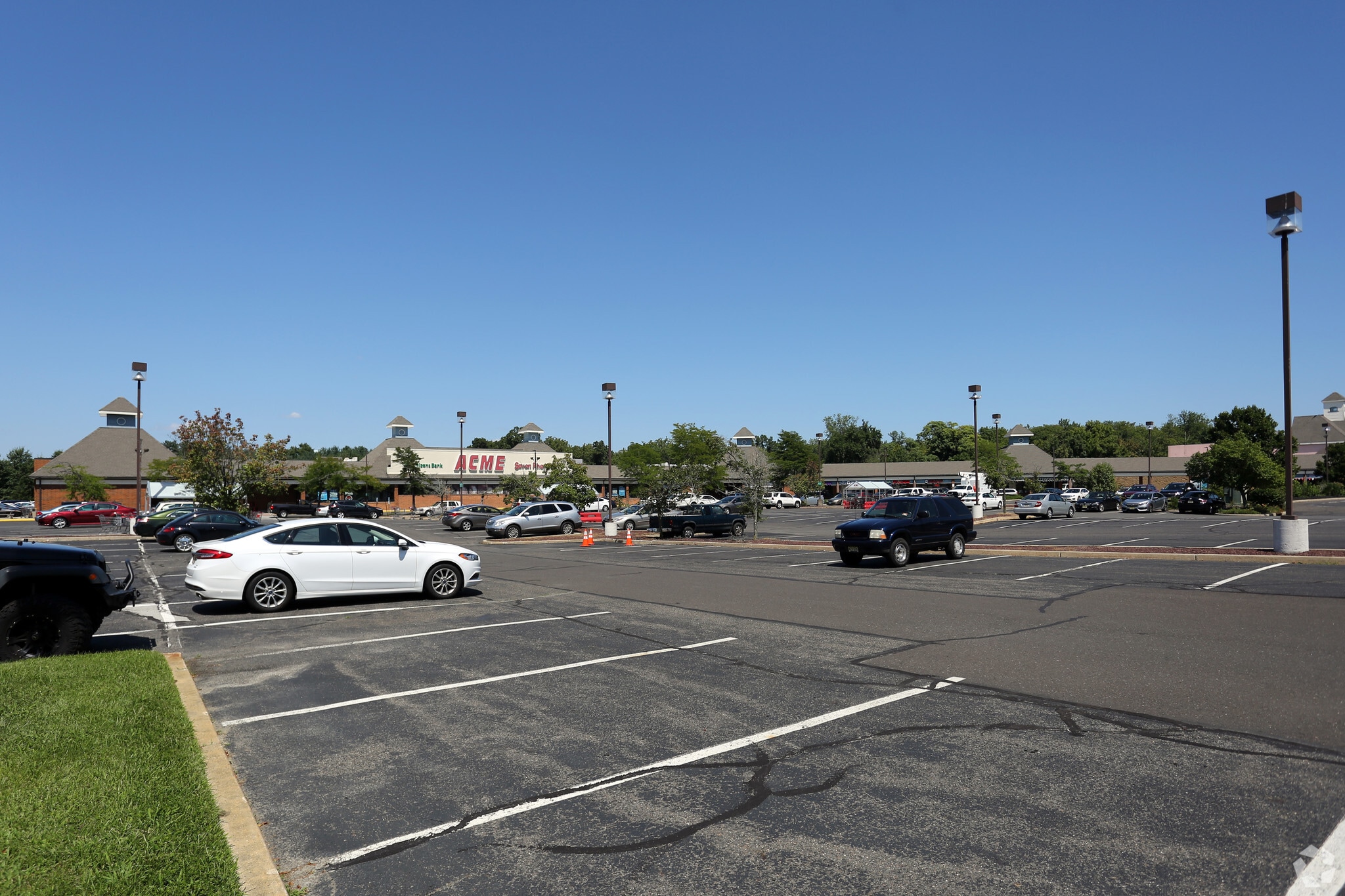 175 Route 70, Medford 08055 Sharp's Run Shopping Center
