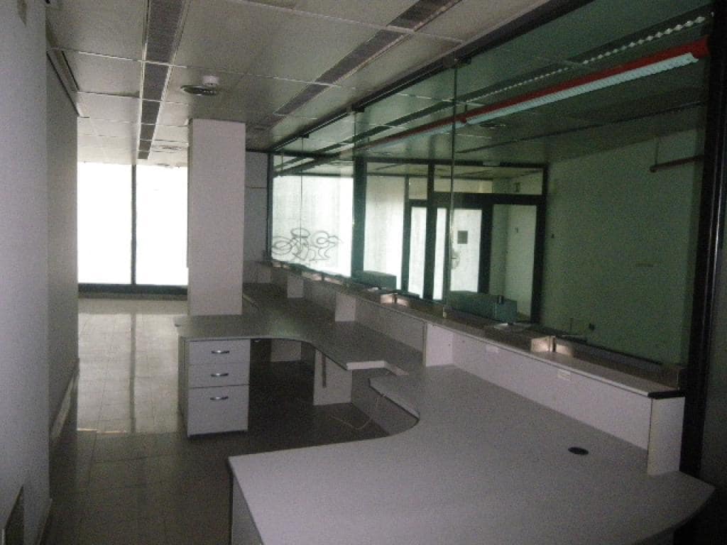 Rubí, BAR 08191 - Unit 01 -  - Interior Photo - Image 2 of 8