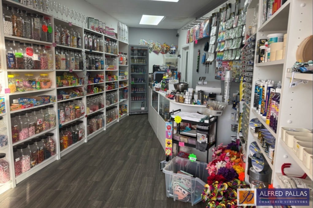 2 Sea Rd, Sunderland to rent Interior Photo- Image 1 of 2