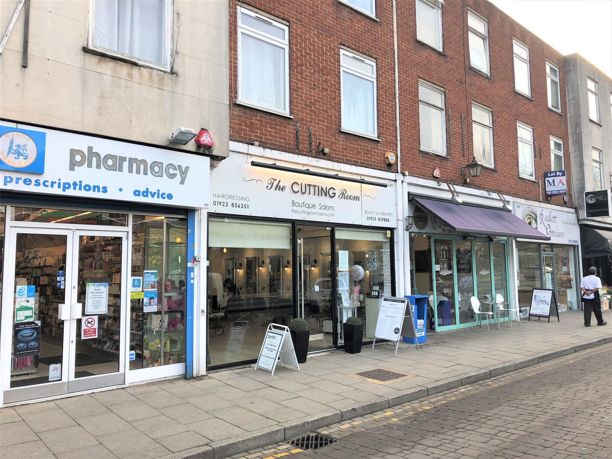 349 Watling St, Radlett for sale Building Photo- Image 1 of 1