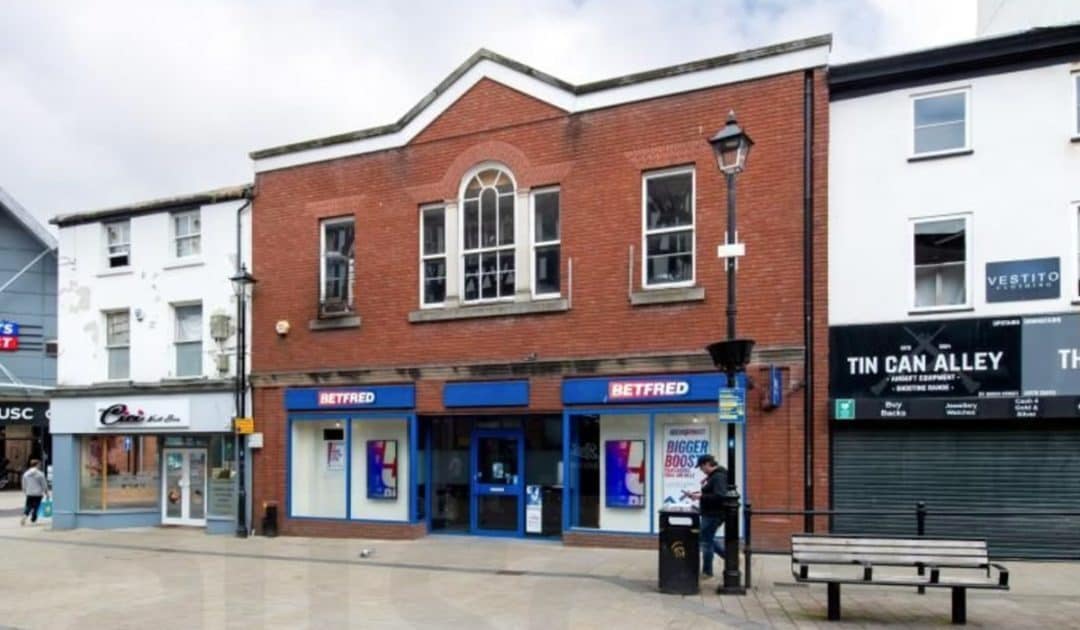 22-23 Queen St, Wrexham for sale Primary Photo- Image 1 of 3
