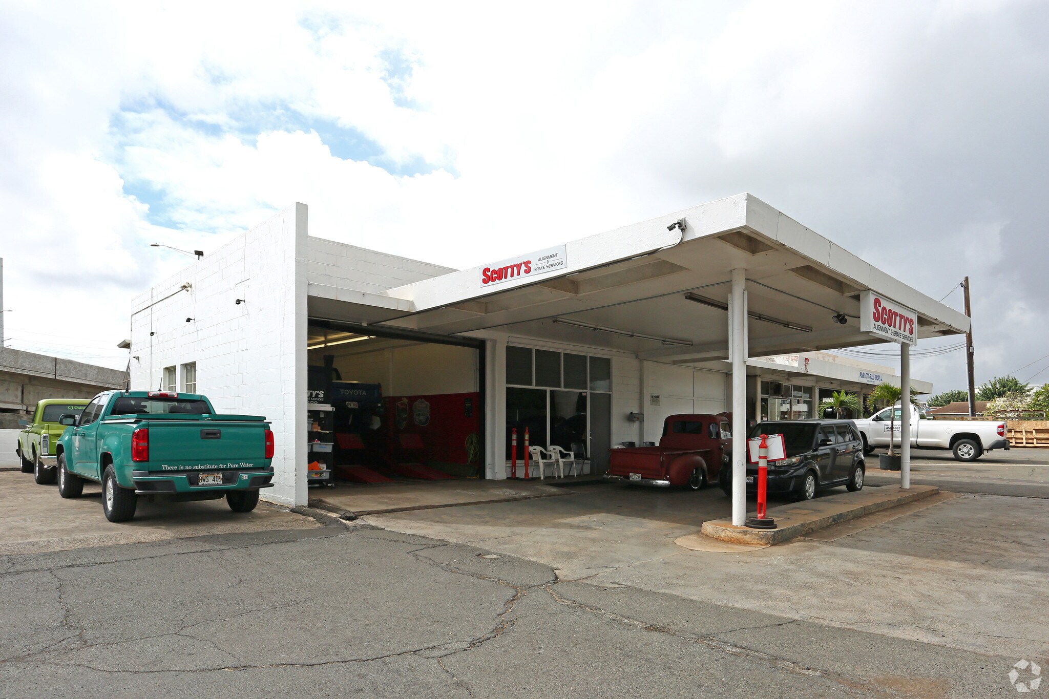 649-659 Kamehameha Hwy, Pearl City, HI for sale Primary Photo- Image 1 of 1