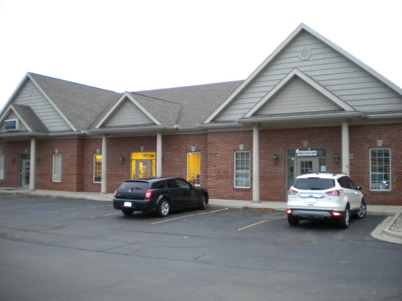 15500-15508 Telegraph Rd, Monroe, MI for sale - Building Photo - Image 1 of 1