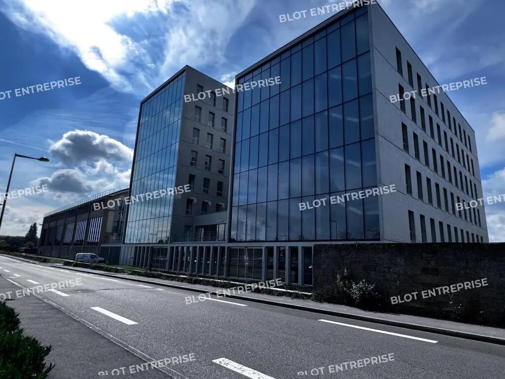 Office in Nantes to rent Building Photo- Image 1 of 13