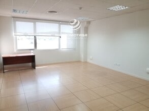 Office in Rivas-Vaciamadrid, Madrid to rent Interior Photo- Image 1 of 4