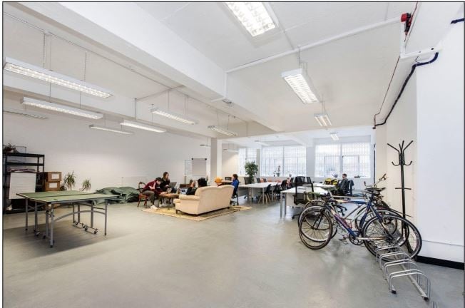 52-56 Pritchards Rd, London to rent - Interior Photo - Image 3 of 7