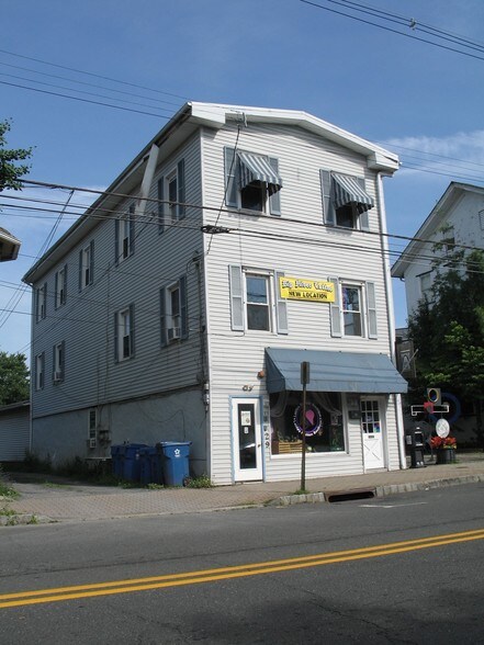 29 Race St, Frenchtown, NJ for sale - Building Photo - Image 1 of 1